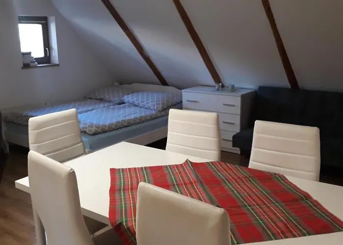 Nad Zlotym Potokiem *