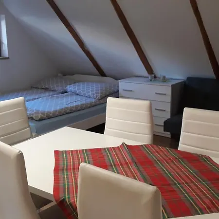 Nad Zlotym Potokiem *